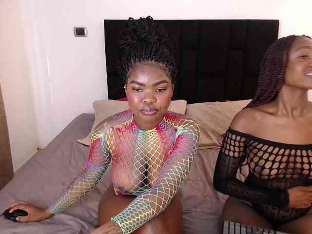 angelineYasminlove webcam