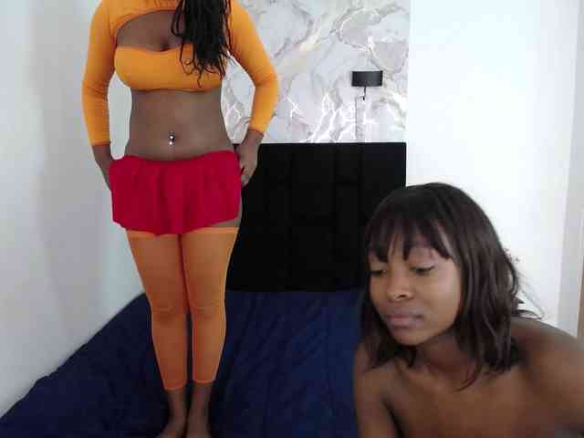 angelineYasminlove webcam