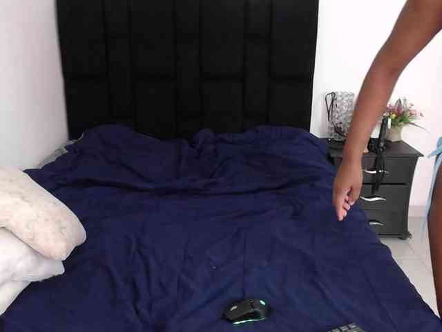 angelineYasminlove webcam