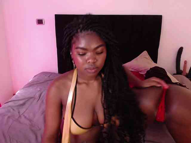 angelineYasminlove webcam