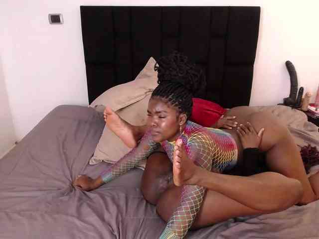 angelineYasminlove webcam