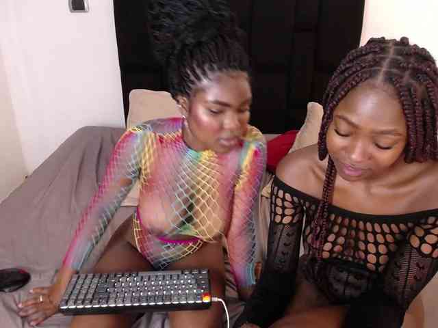 angelineYasminlove webcam