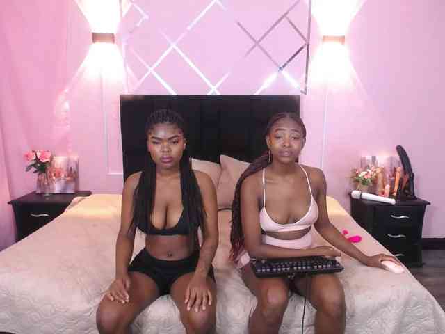 angelineYasminlove webcam