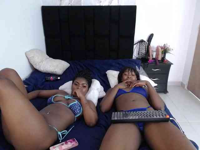 angelineYasminlove webcam