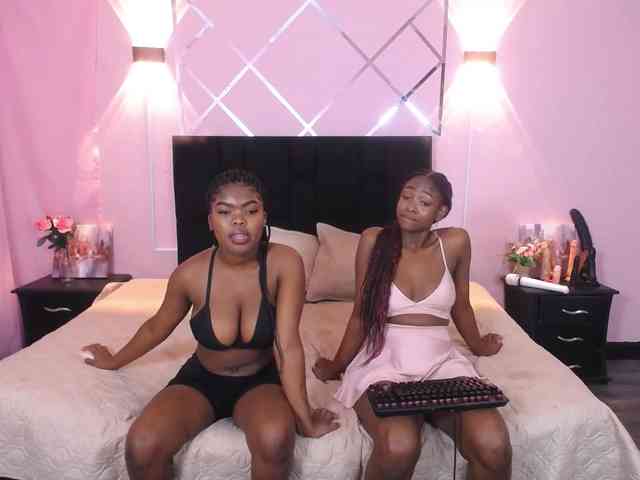 angelineYasminlove webcam