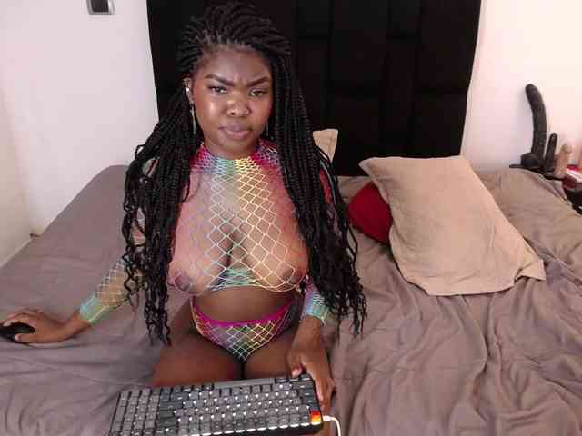 angelineYasminlove webcam