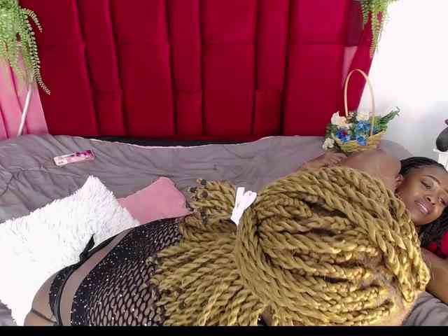angelineYasminlove webcam