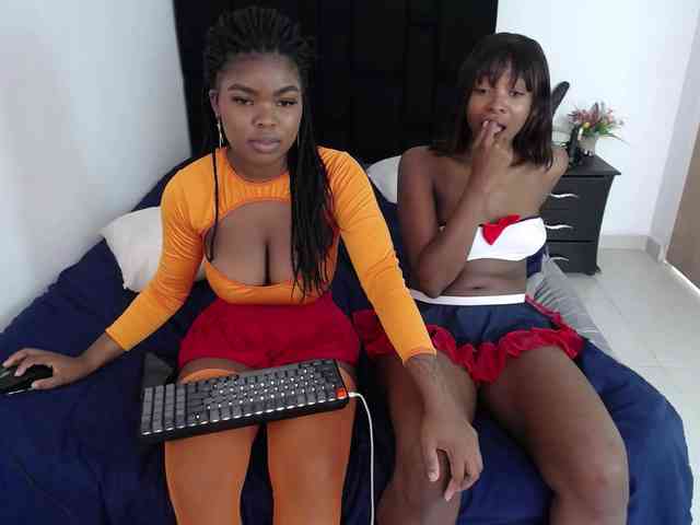 angelineYasminlove webcam