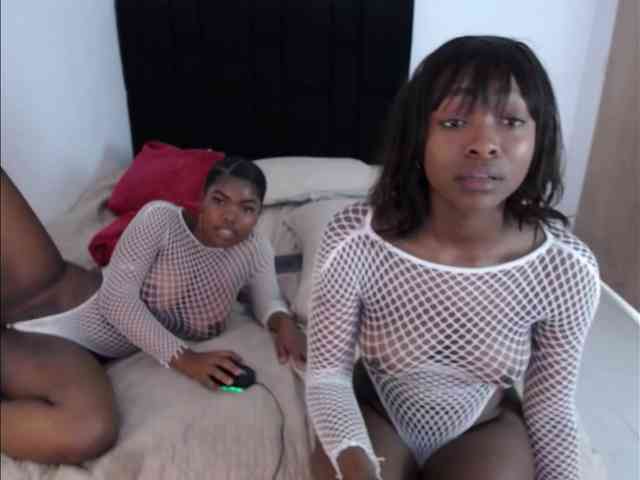 angelineYasminlove webcam