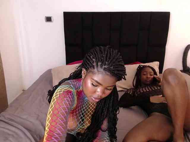 angelineYasminlove webcam