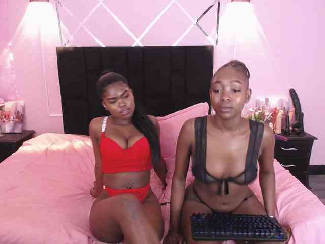 angelineYasminlove webcam