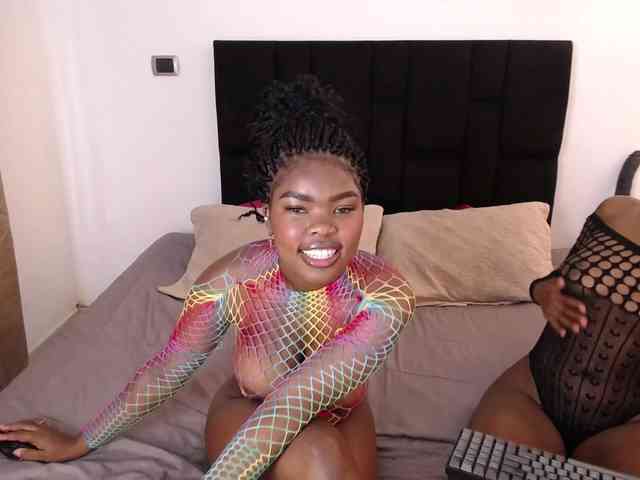 angelineYasminlove webcam