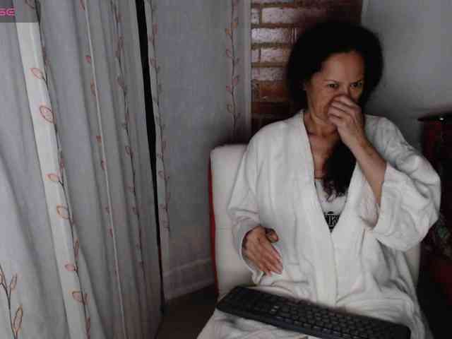 malla-shy webcam