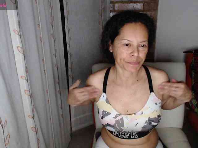 malla-shy webcam