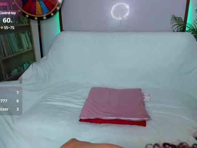 LetsDoeIt111 webcam