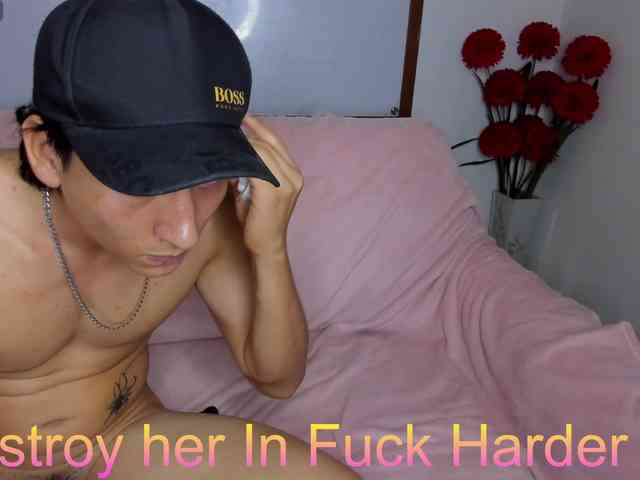 LetsDoeIt111 webcam
