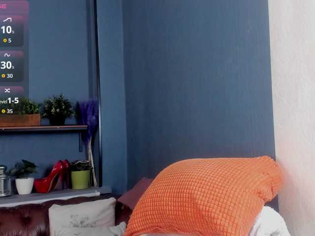 JessicaFoxie's BongaCams show and profile