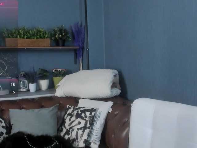 JessicaFoxie's BongaCams show and profile