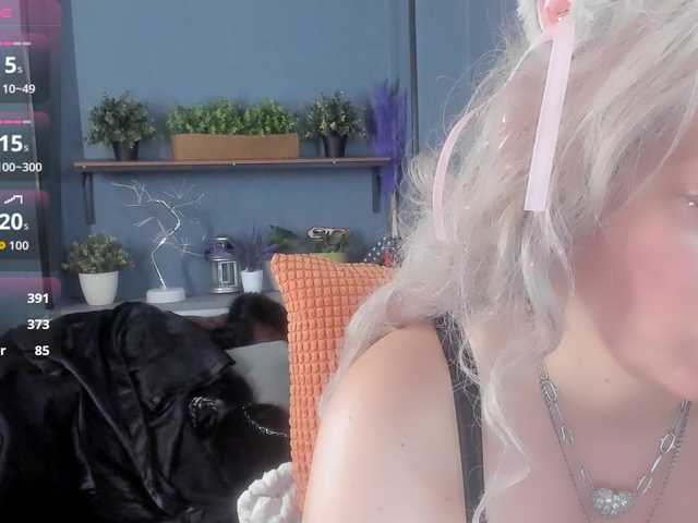 JessicaFoxie's BongaCams show and profile