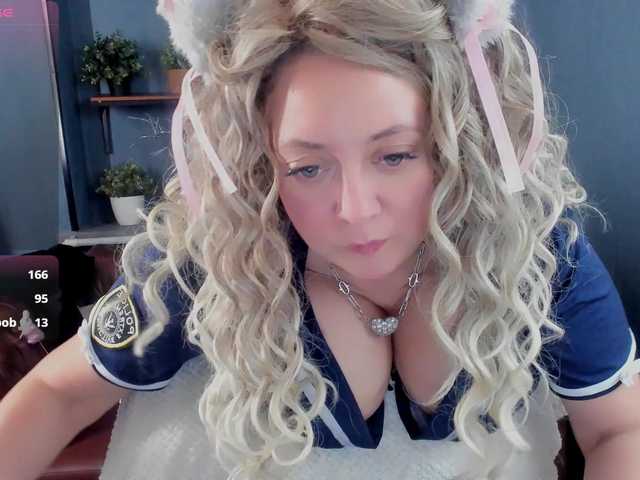 JessicaFoxie's BongaCams show and profile