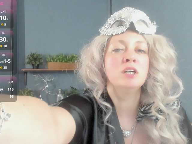 JessicaFoxie's BongaCams show and profile