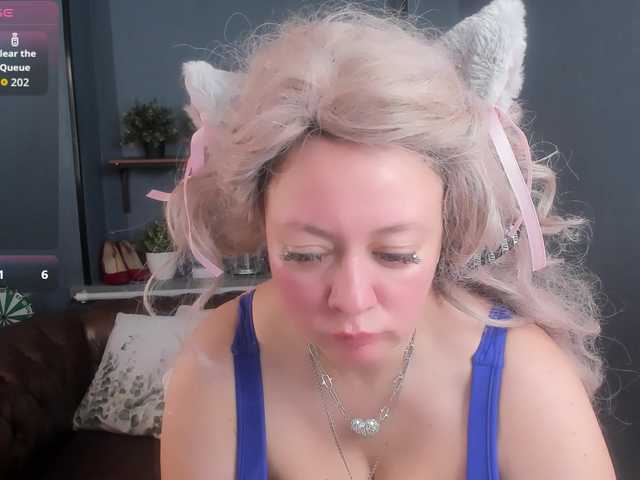 JessicaFoxie's BongaCams show and profile