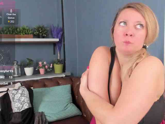 JessicaFoxie webcam