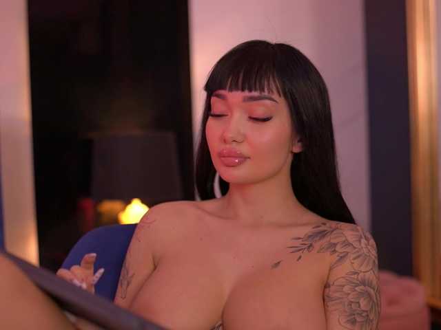 SashaFerrera's BongaCams show and profile