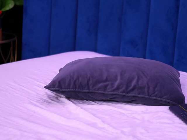 SashaFerrera's BongaCams show and profile