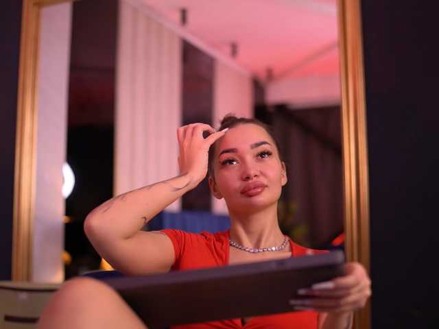 SashaFerrera's BongaCams show and profile