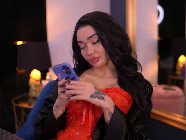 SashaFerrera's BongaCams show and profile