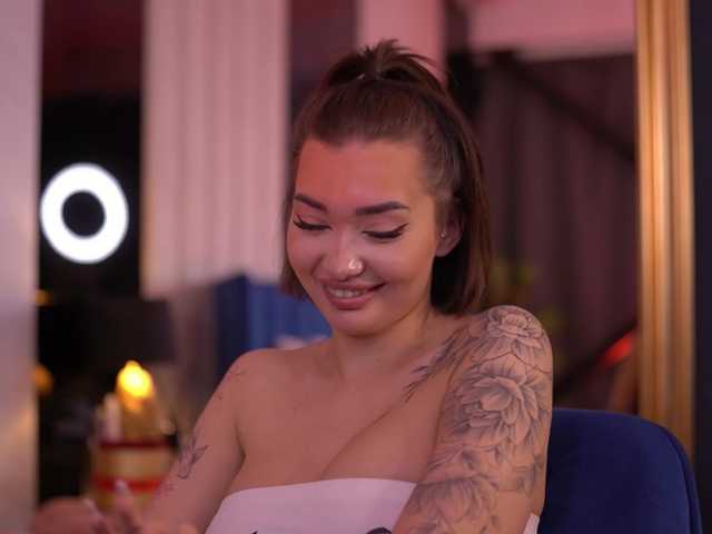 SashaFerrera's BongaCams show and profile