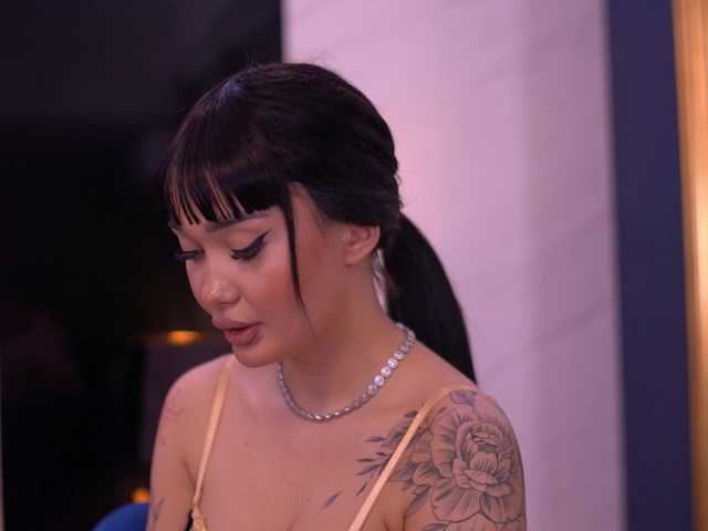 SashaFerrera's BongaCams show and profile