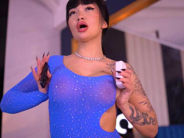 SashaFerrera's BongaCams show and profile