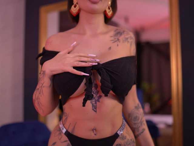 SashaFerrera's BongaCams show and profile