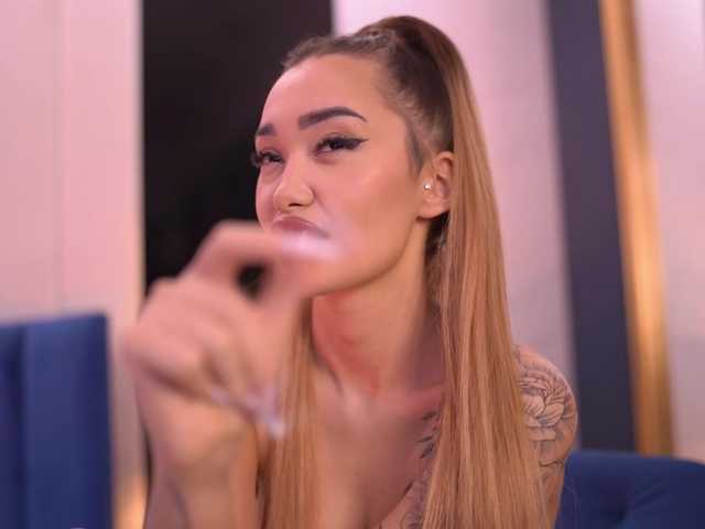 SashaFerrera's BongaCams show and profile