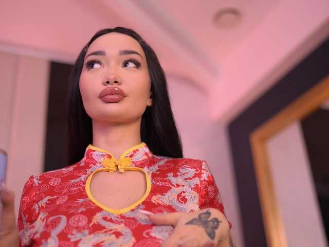 SashaFerrera's BongaCams show and profile