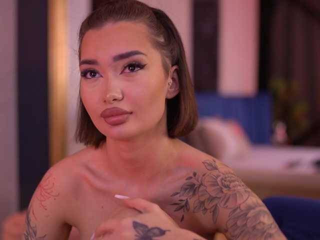 SashaFerrera's BongaCams show and profile