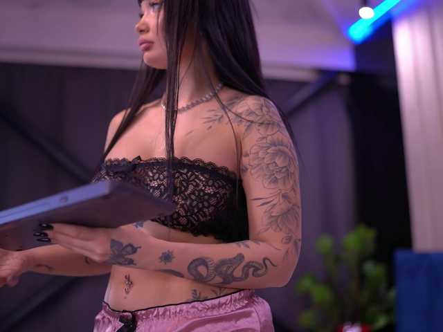 SashaFerrera's BongaCams show and profile