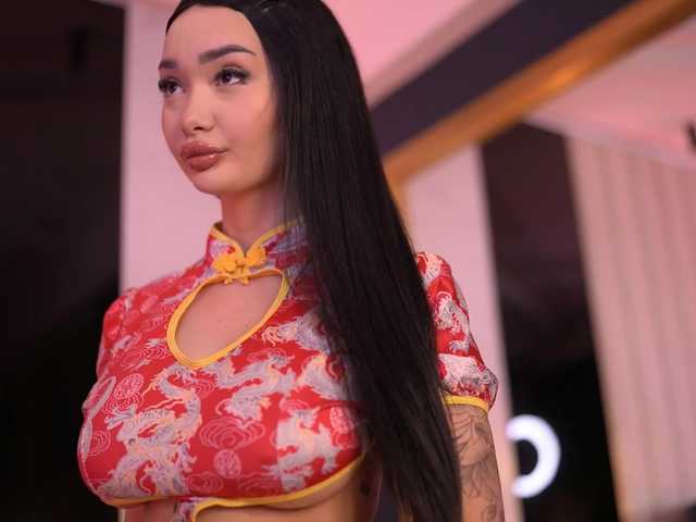 SashaFerrera's BongaCams show and profile