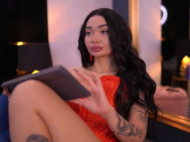 SashaFerrera's BongaCams show and profile