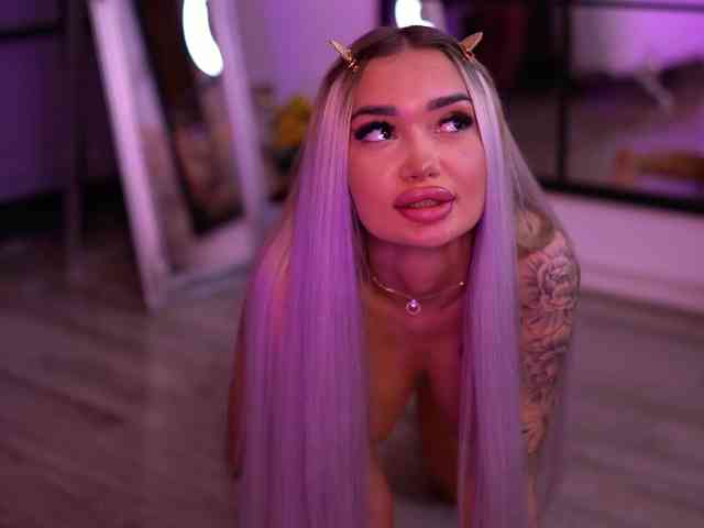 voyeur nude SashaFerrera