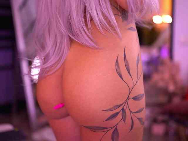 private live sexshow SashaFerrera