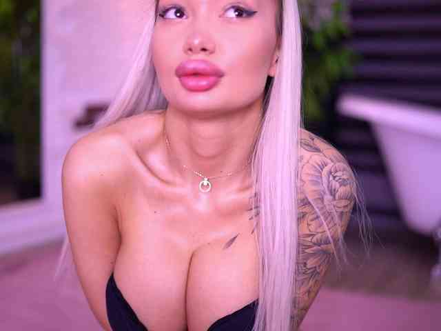 porn stripper SashaFerrera