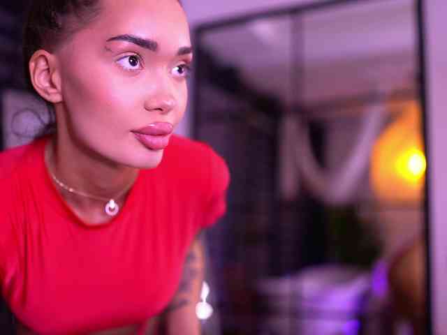 online sex video chat SashaFerrera
