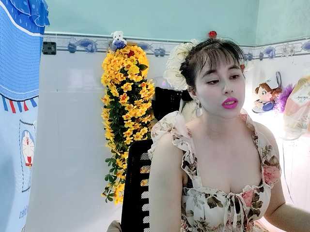 Youngsee69 webcam bongacams model stream image