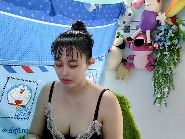 Youngsee69 webcam bongacams model stream image