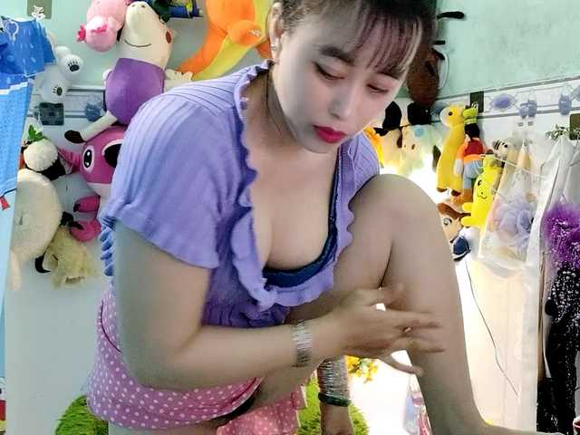 Youngsee69 webcam bongacams model stream image