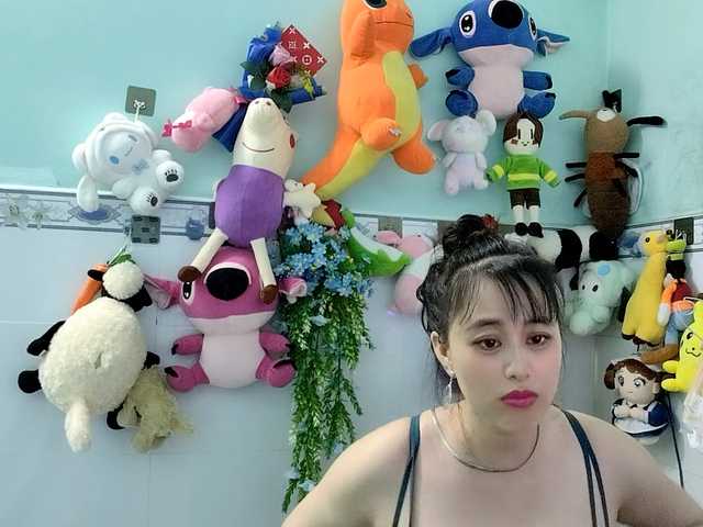 Youngsee69 webcam bongacams model stream image