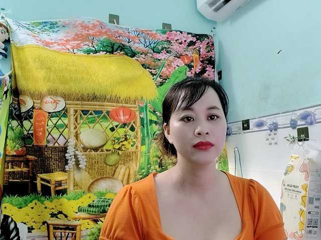 Youngsee69's BongaCams show and profile